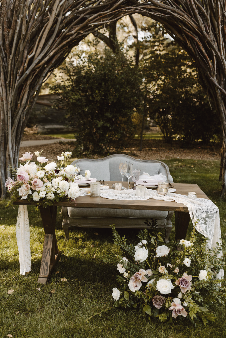 Sweetheart table